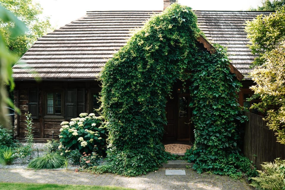 Property building, Garden