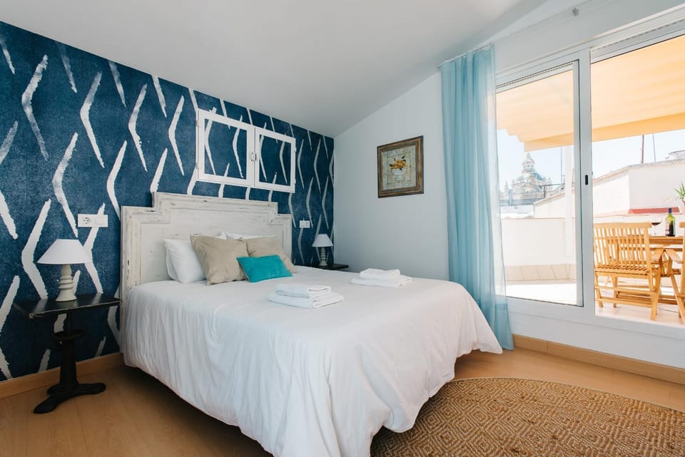 Balcony/Terrace, Bedroom, City view