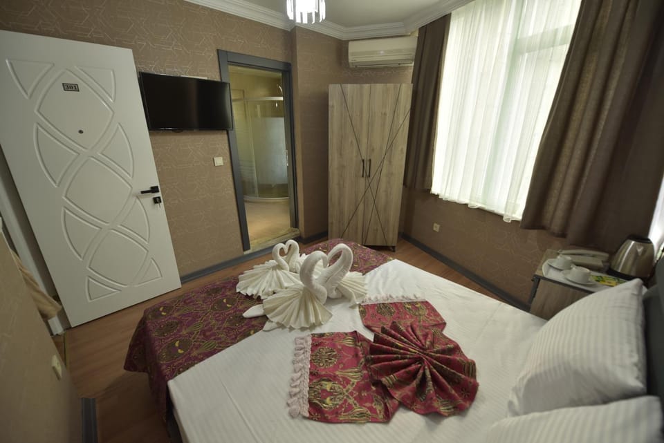 Bathroom, Bedroom