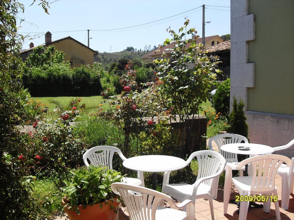 Garden, Seating area