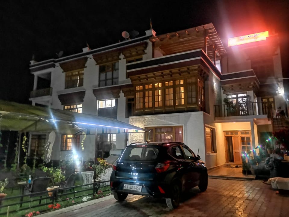 Property building, Night