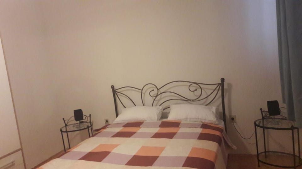 Apartment Piranhe Apartment in Piran