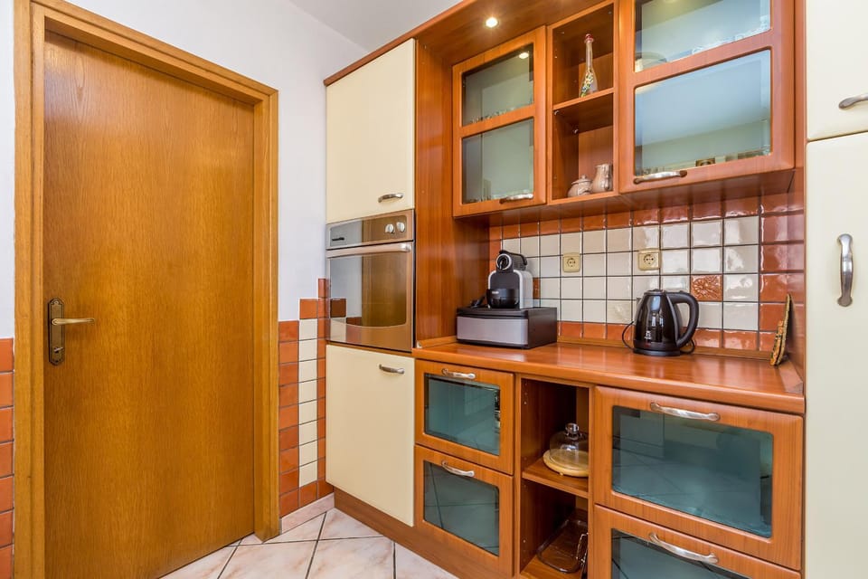 Coffee/tea facilities, Kitchen or kitchenette