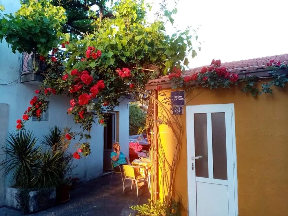 Marinja Studio Apartment in Dubrovnik-Neretva County