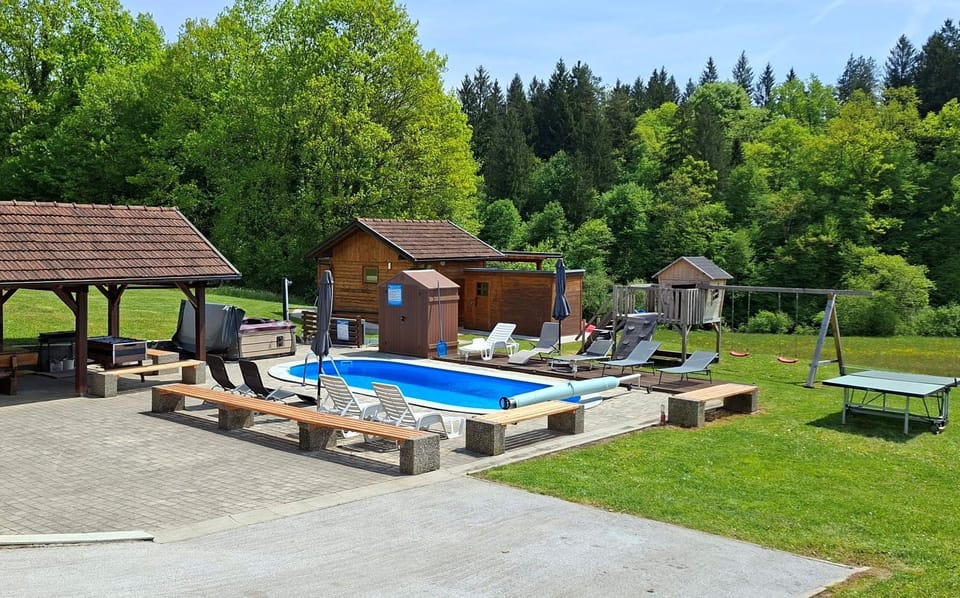 Swimming pool