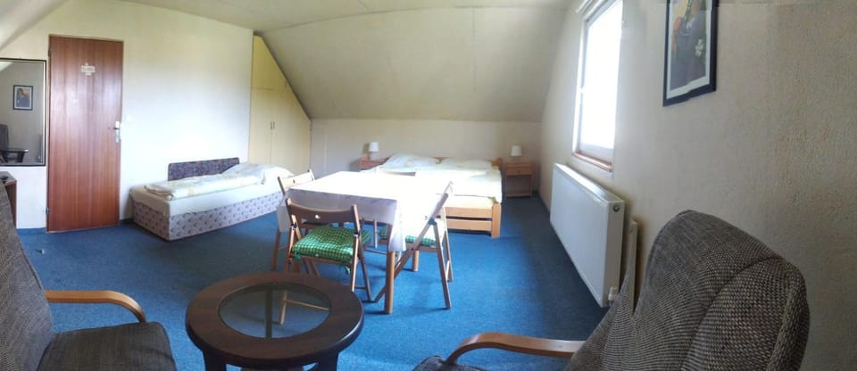 Bed, Living room, Bedroom