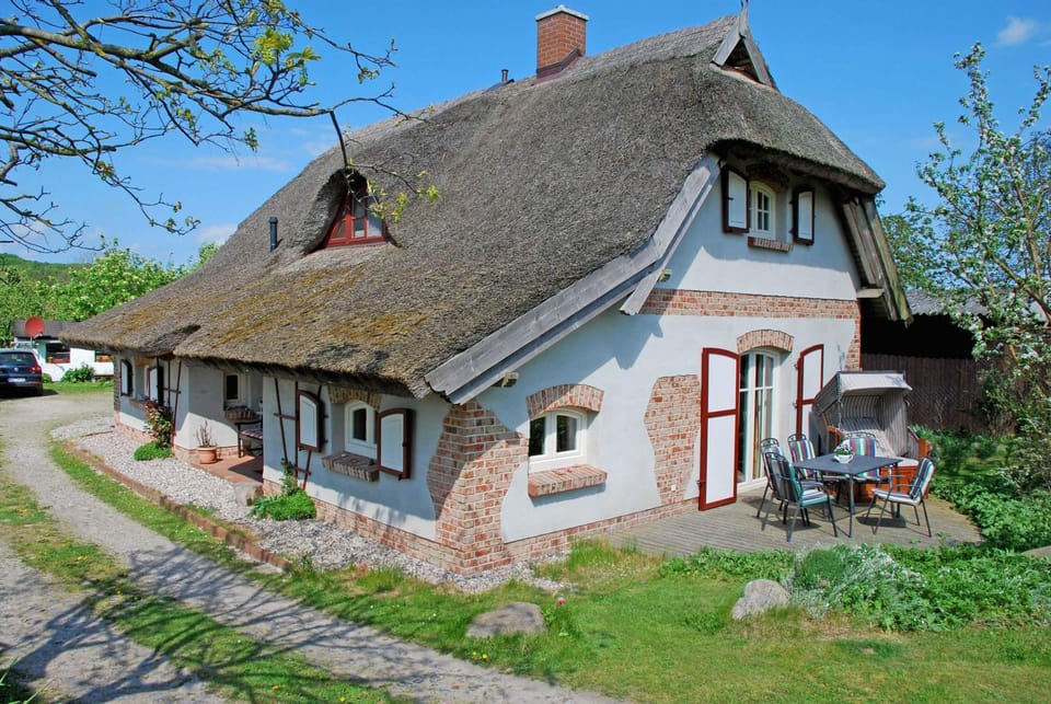 Property building, Spring, Garden, Garden view