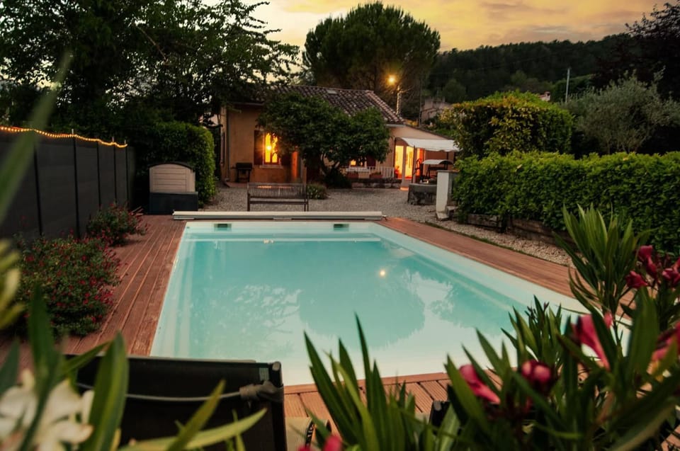 The Railway Cottage at Montazels Country House in Occitanie