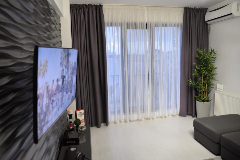 Raph Apartment in Constanța County