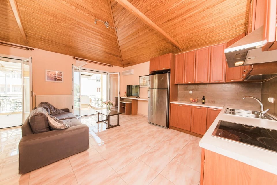 Kitchen or kitchenette, Living room, Seating area