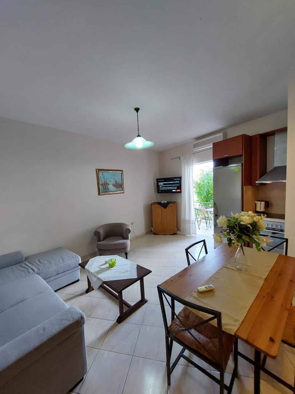 Seating area, Dining area