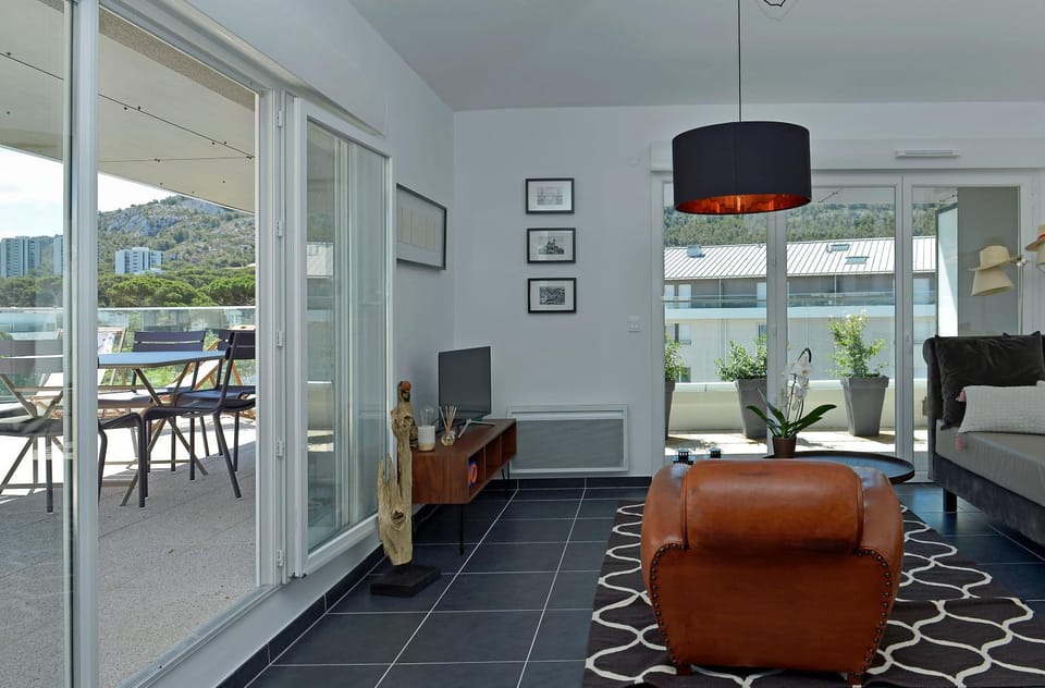 Lounge or bar