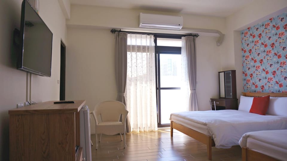 Shower, Toilet, Bathroom, TV and multimedia, Coffee/tea facilities, Balcony/Terrace, Bedroom, On site, bunk bed, Family, Family
