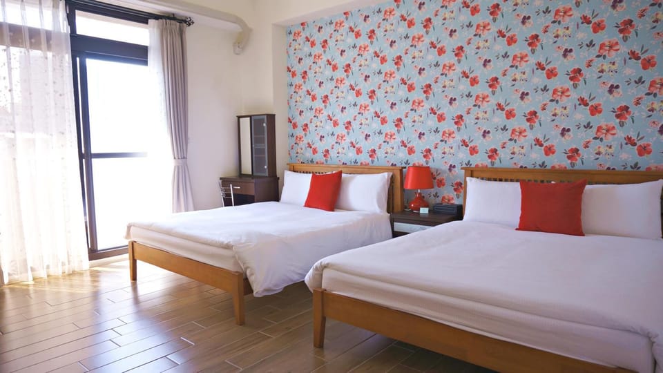 Shower, Bathroom, TV and multimedia, Coffee/tea facilities, Balcony/Terrace, Decorative detail, Bedroom, On site, bunk bed, Family, Family