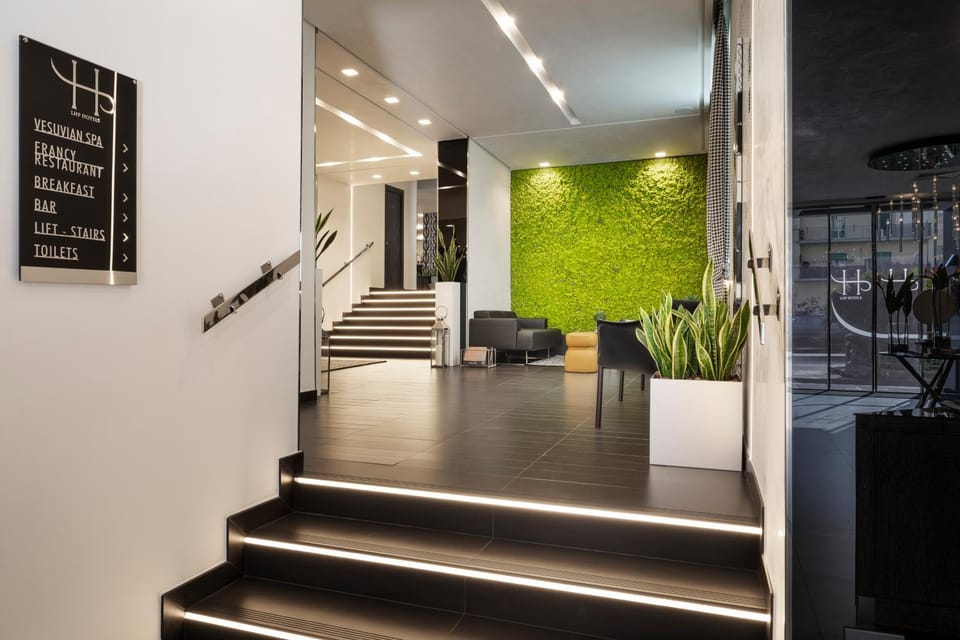Lobby or reception, Lounge or bar