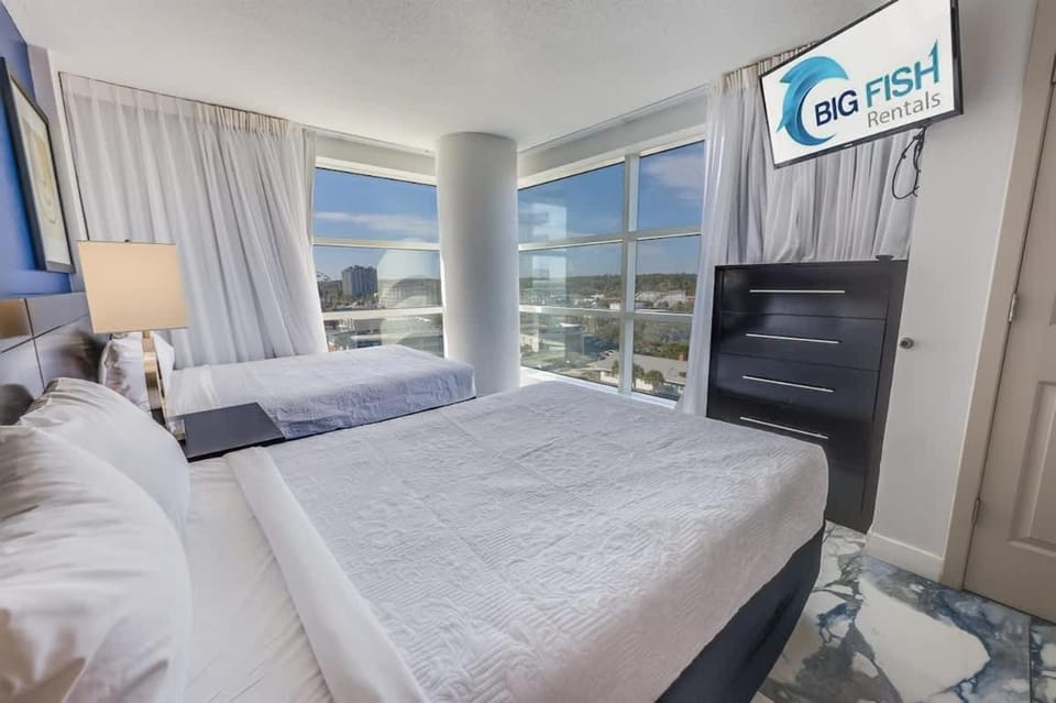 Amazing Oceanfront 2BR condo with pools and views House in Myrtle Beach