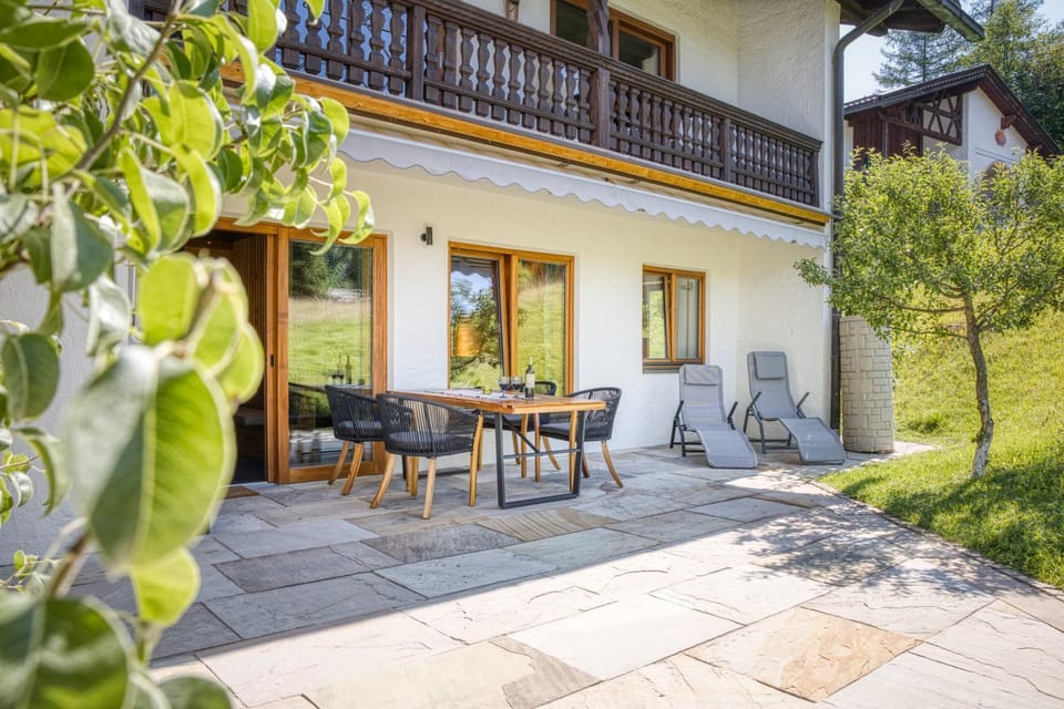 Balcony/Terrace, Garden view
