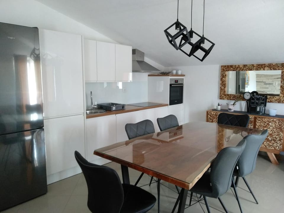 Villa Jadranka Pakostane Apartment in Šibenik-Knin County, Croatia