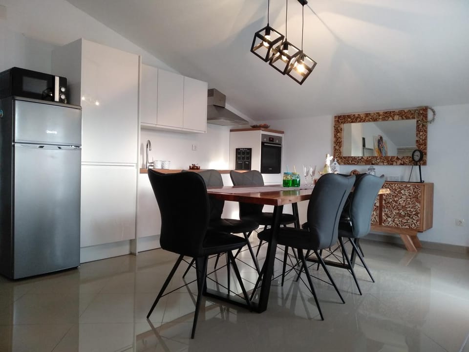 Villa Jadranka Pakostane Apartment in Šibenik-Knin County, Croatia