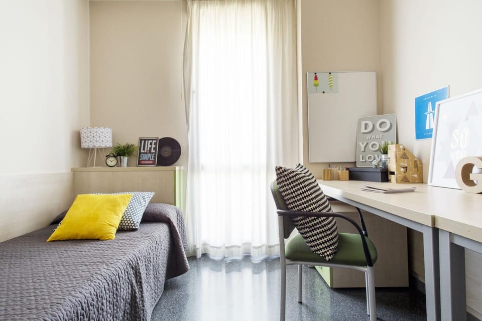 Seating area, Bedroom