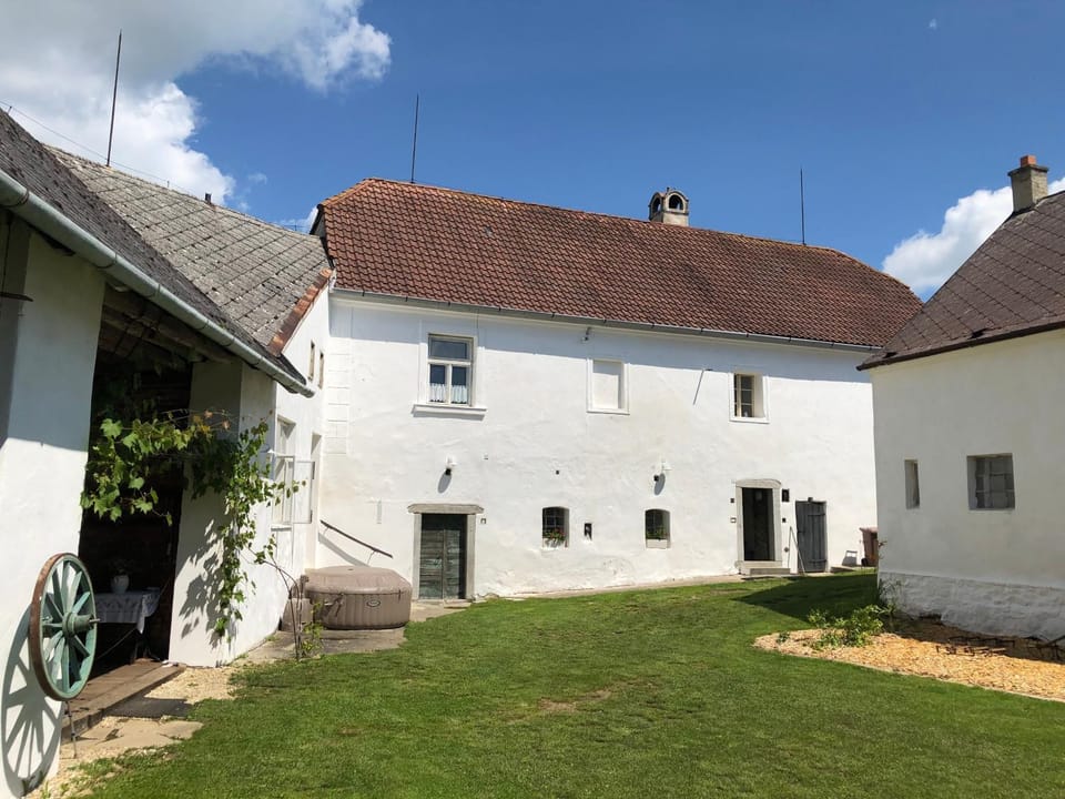 Historic Farmhouse Kojetice Country House in South Moravian Region