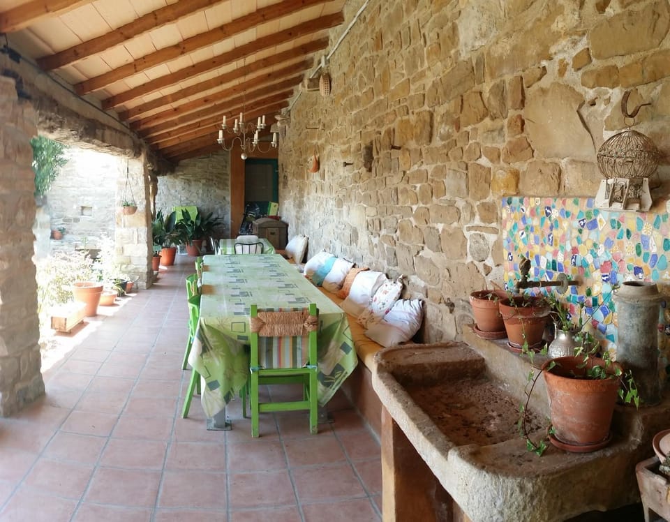 Patio, Dining area