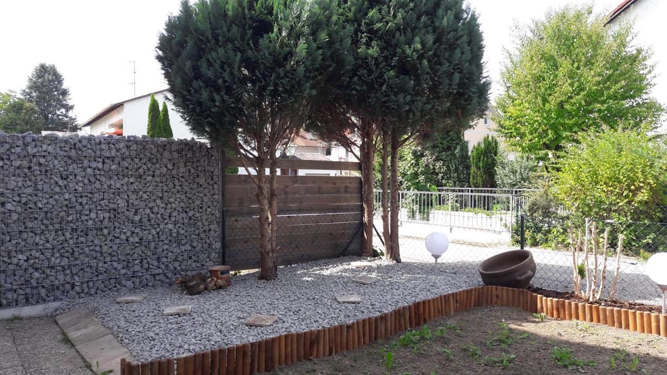 Patio, Garden