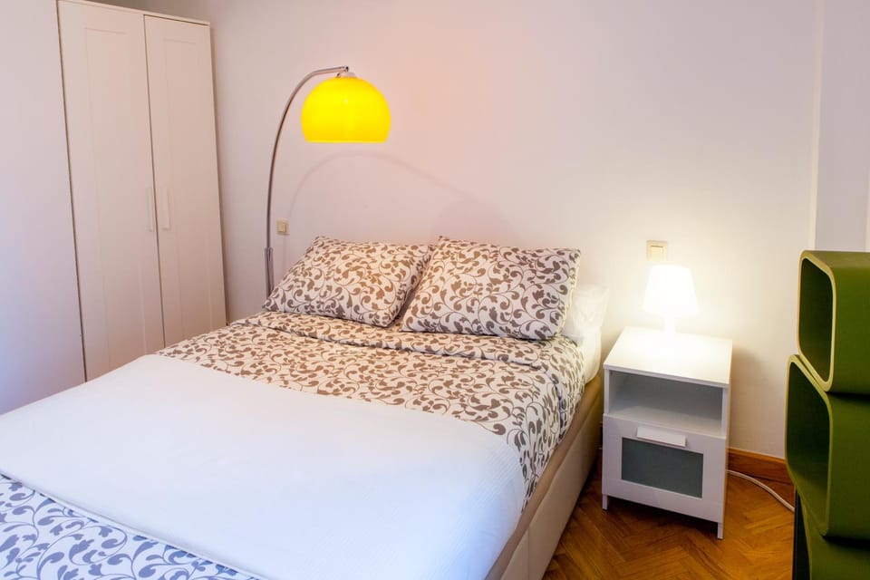 Segovia Apartment in Centro