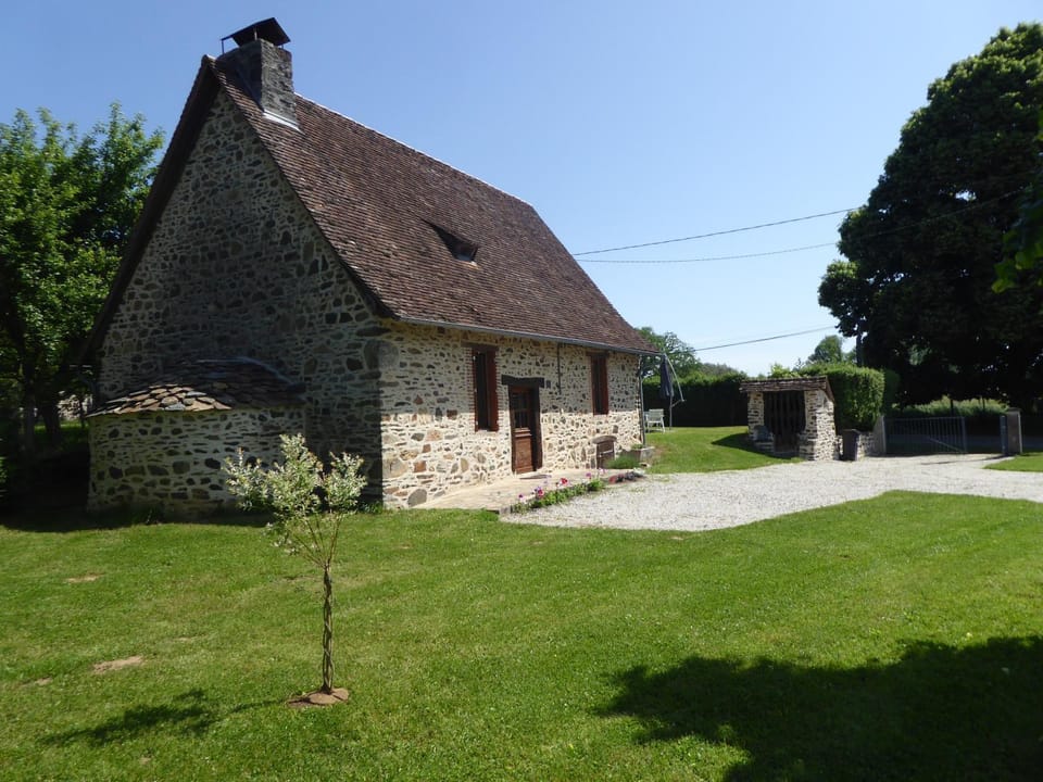 Meublé de tourisme " Les Étourneaux " House in Nouvelle-Aquitaine