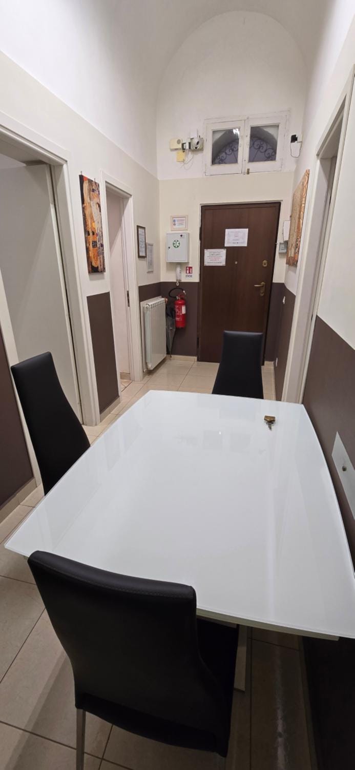 Coffee/tea facilities, Living room, Dining area, Breakfast, microwave