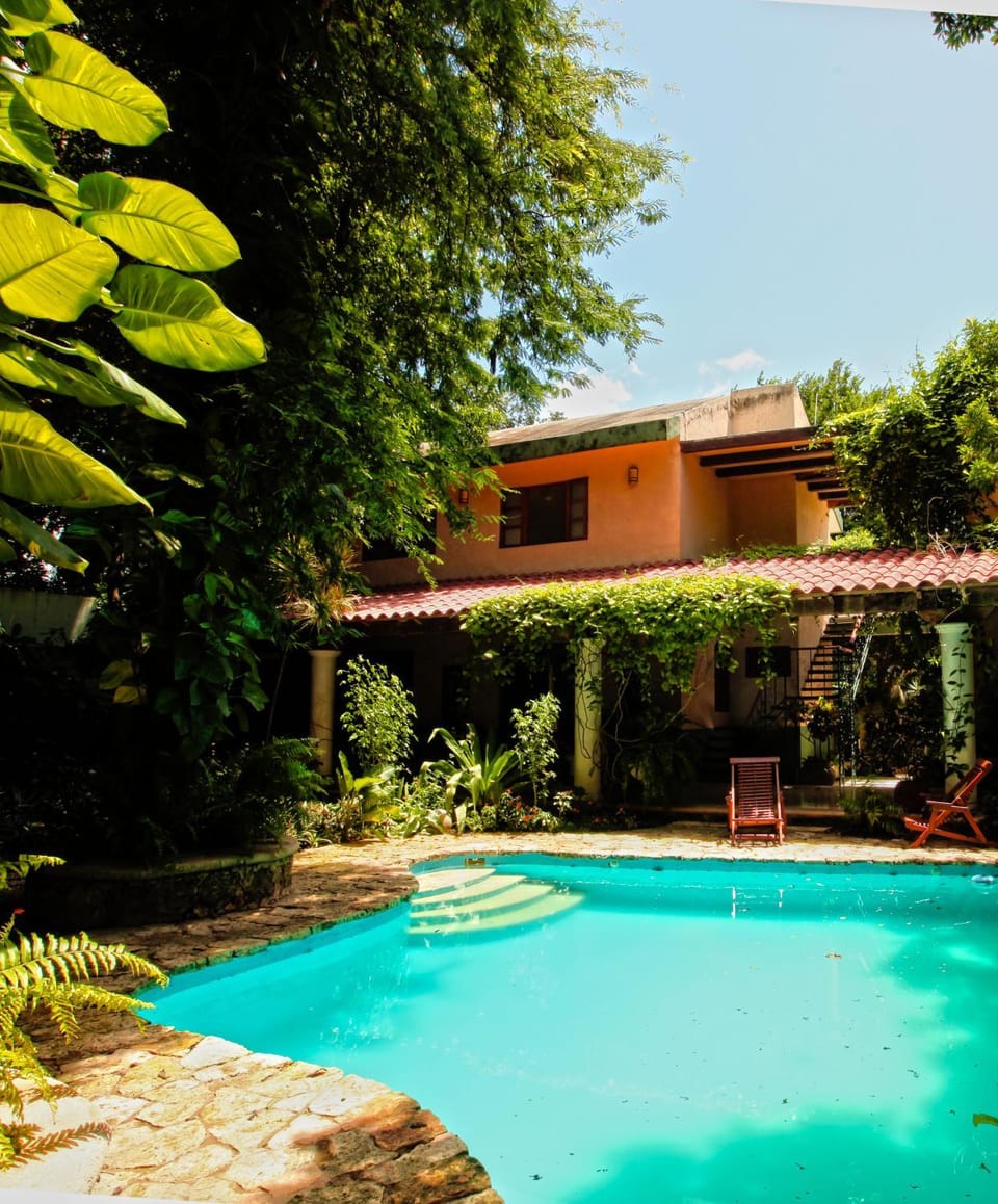 Swimming pool, Swimming pool