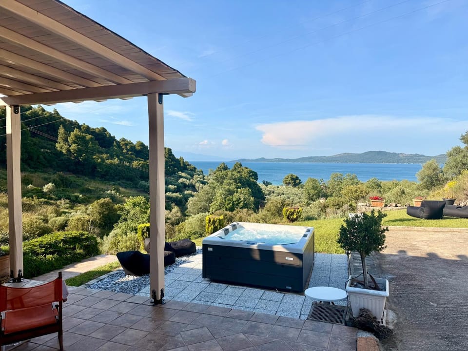 STONEHOUSE & CASA AL SOLE e AL MARE House in Halkidiki