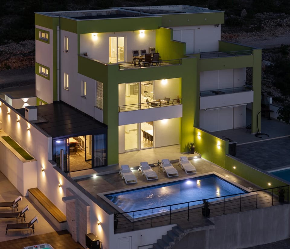 Villa Zubak House in Zadar County