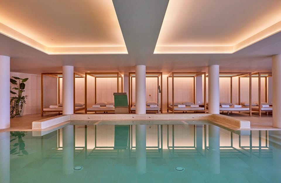 Spa and wellness centre/facilities, Swimming pool