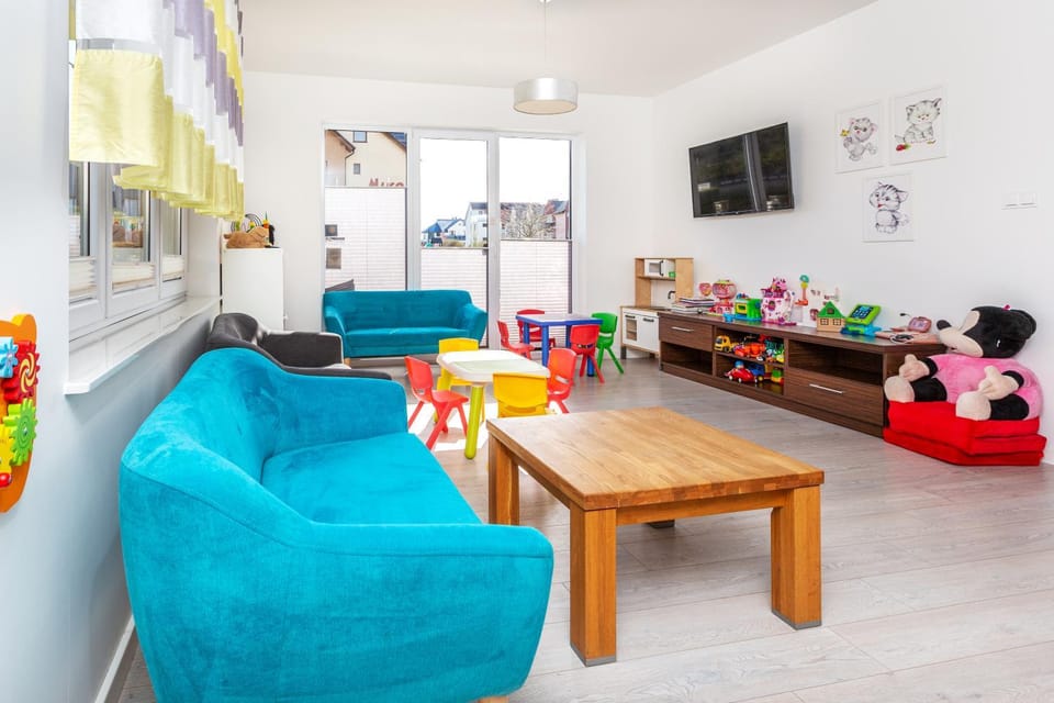 TV and multimedia, Kids's club, Evening entertainment