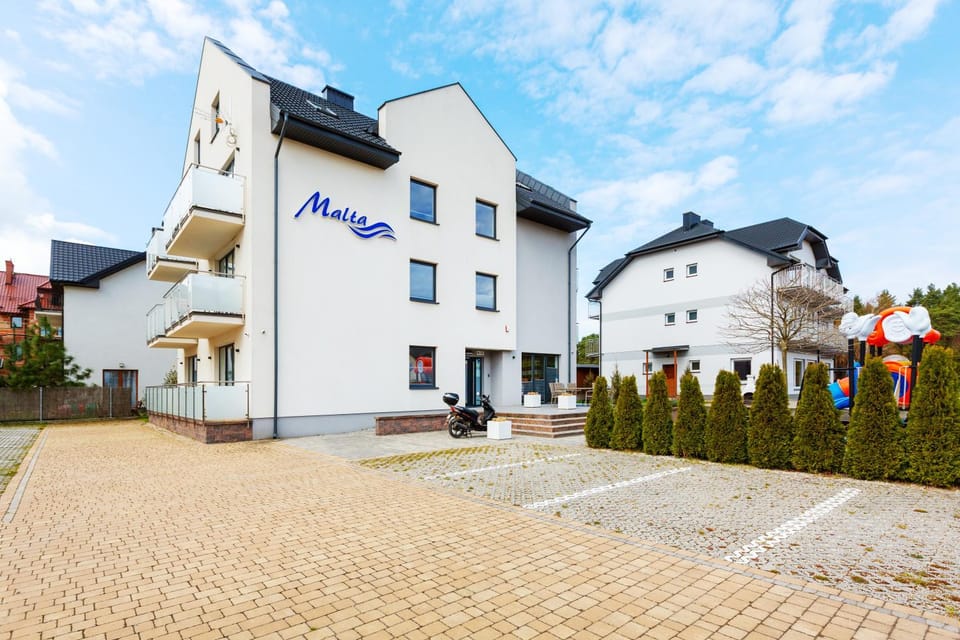 Property building, Day, Parking