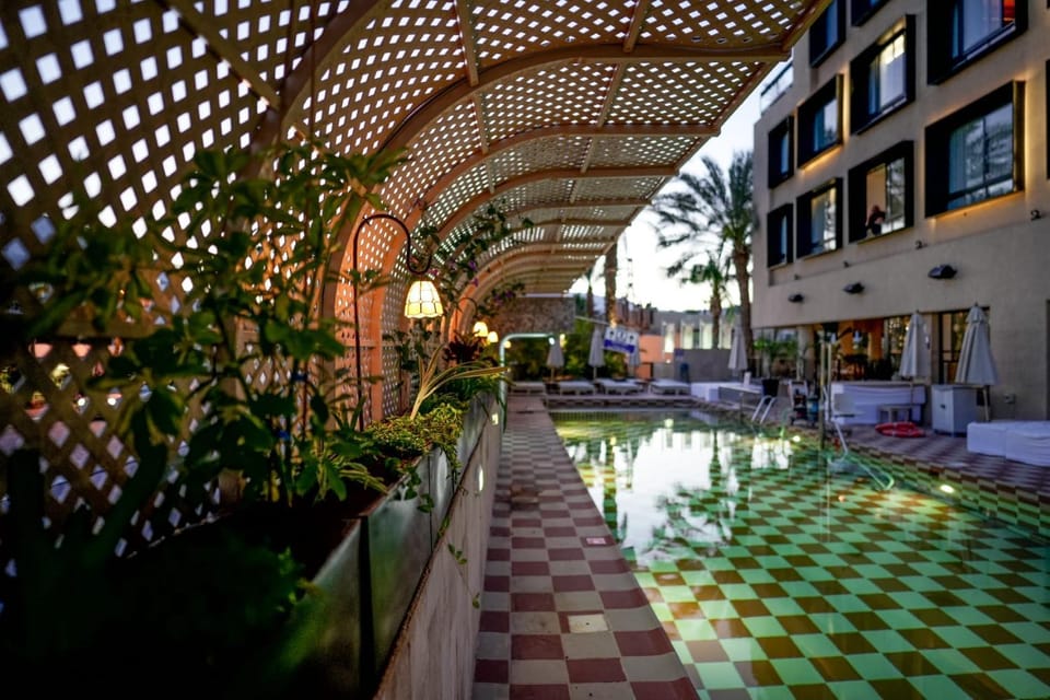 Swimming pool
