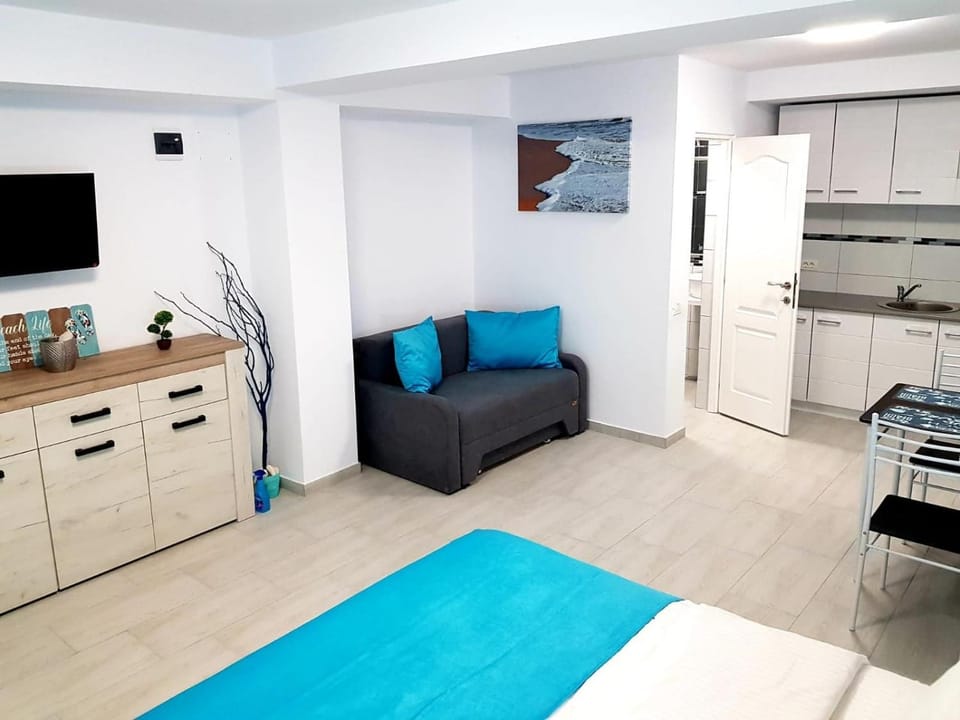 TV and multimedia, Kitchen or kitchenette