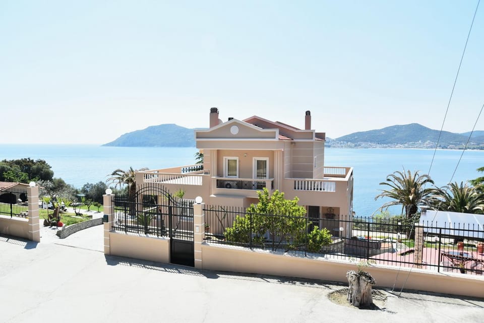 Property building, Off site, Mountain view, Sea view