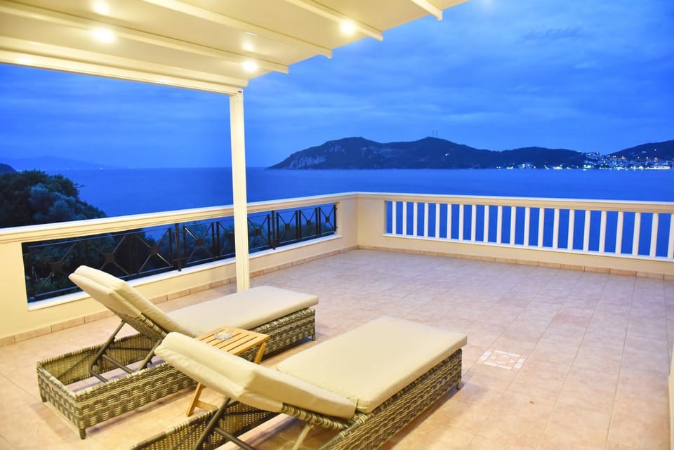 Natural landscape, Sea view, sunbed