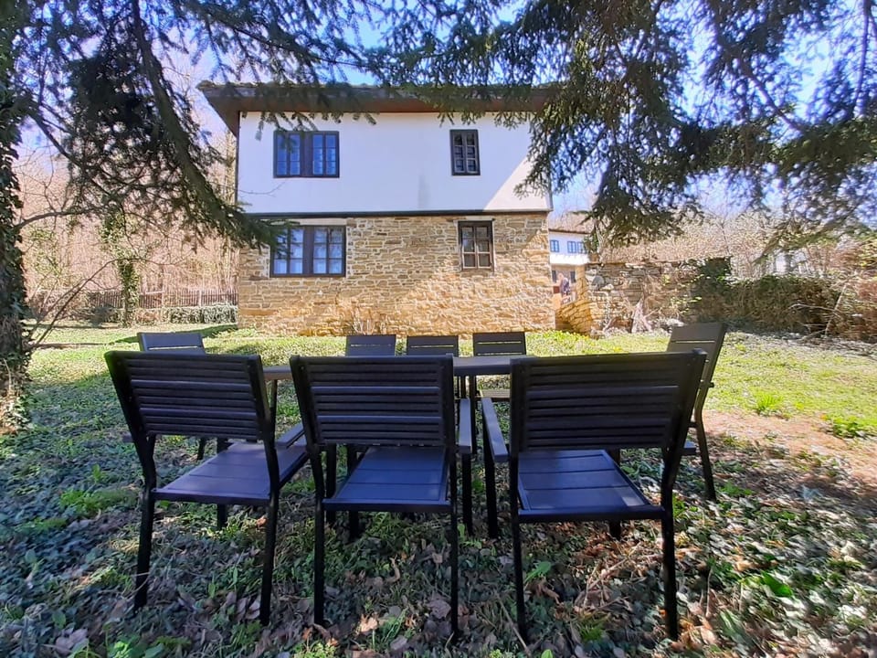 Guest House Petko Kichukov House in Gabrovo, Bulgaria