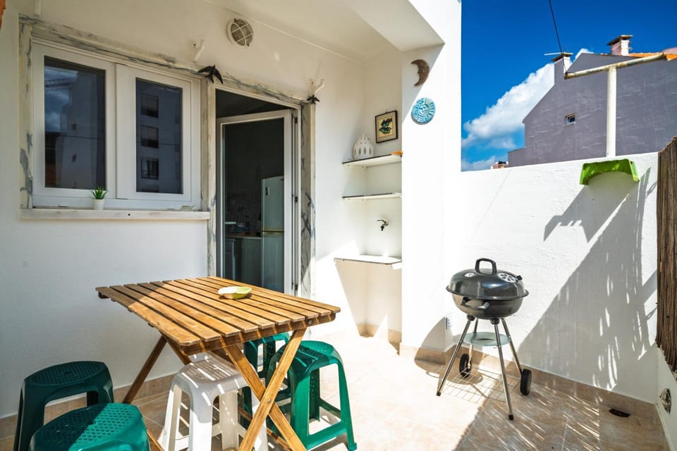 Patio, BBQ facilities, Balcony/Terrace