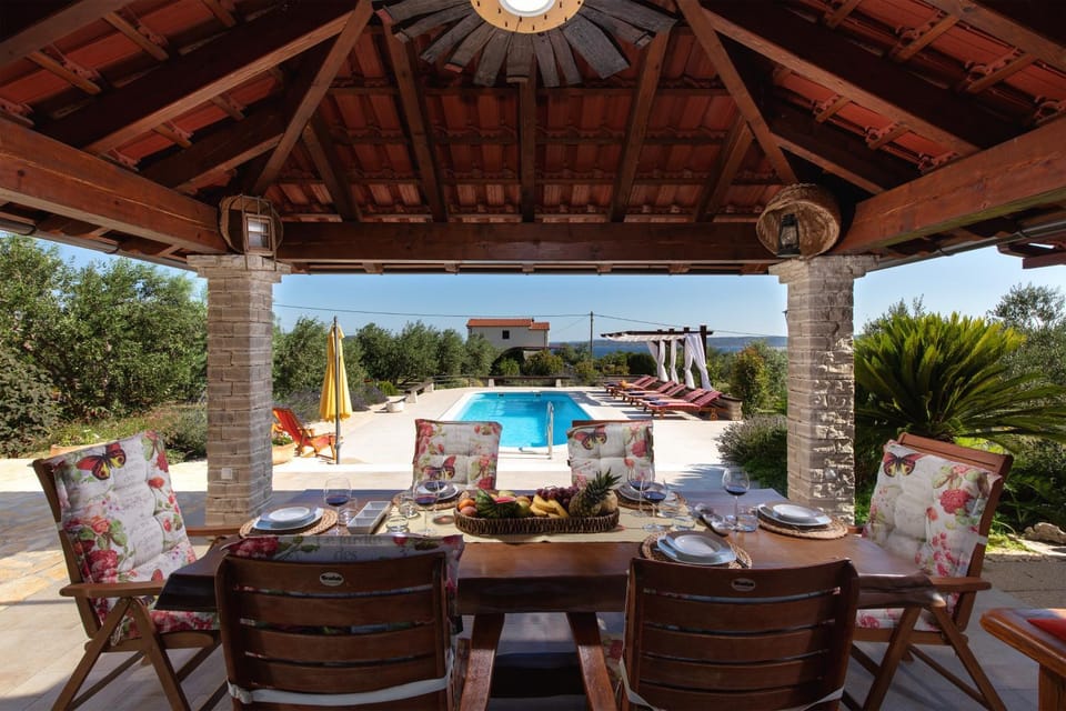 Villa Oliva Villa in Šibenik-Knin County, Croatia