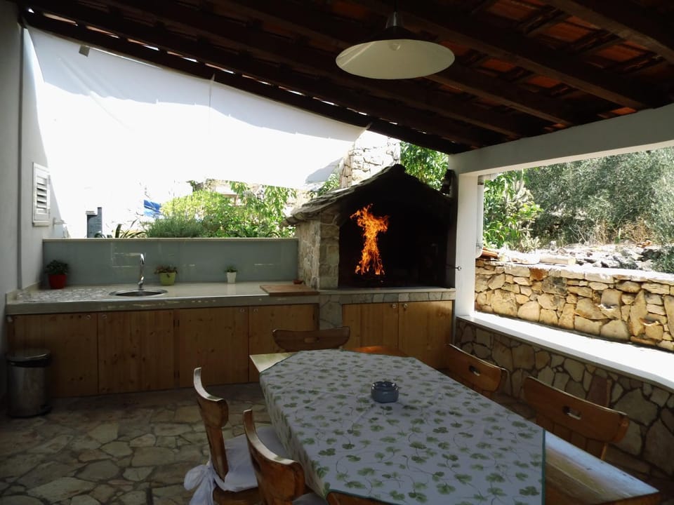 BBQ facilities, Balcony/Terrace, Kitchen or kitchenette
