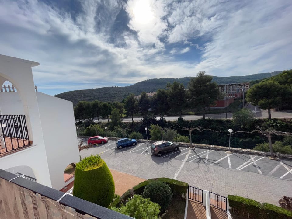 Off site, Balcony/Terrace