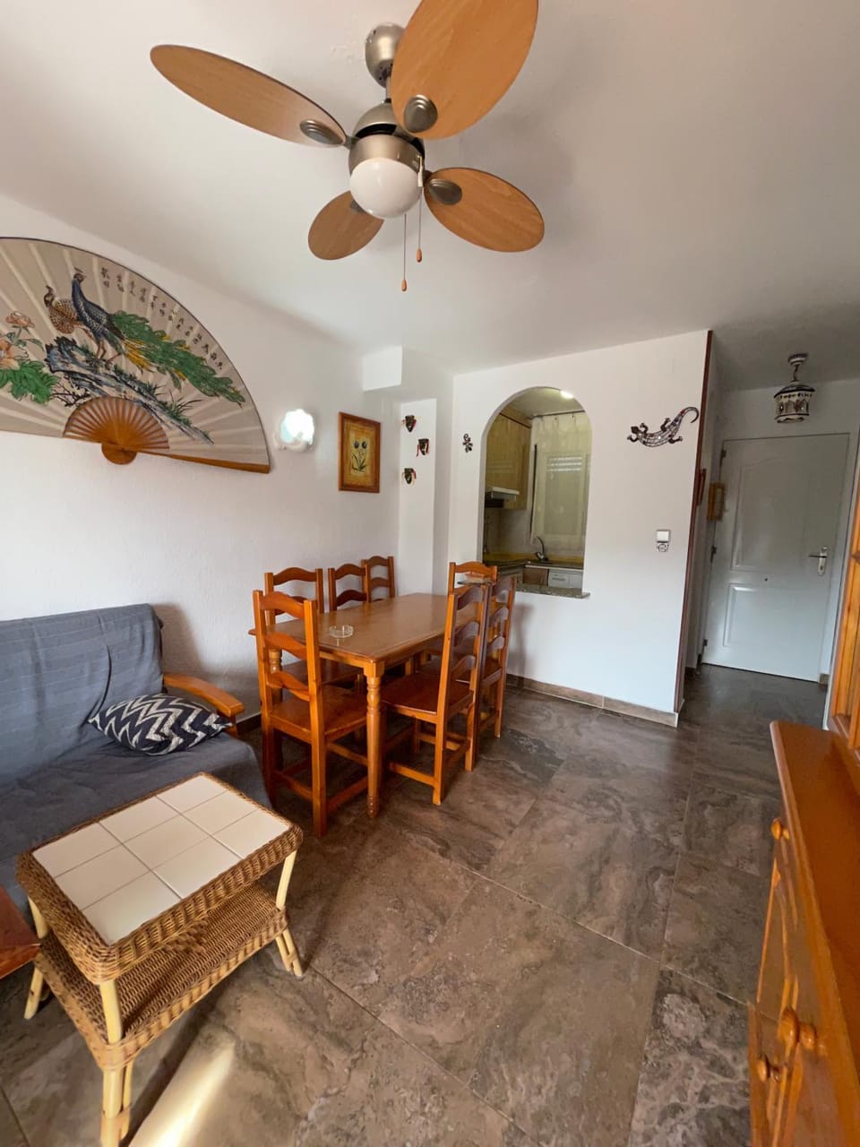 Living room, Dining area