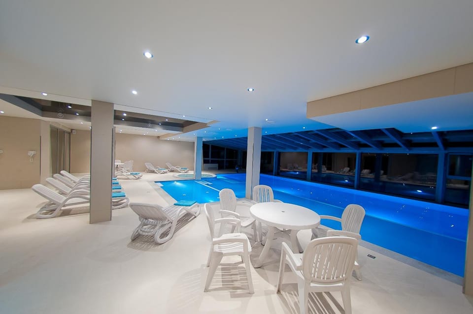 Activities, On site, Pool view, Swimming pool