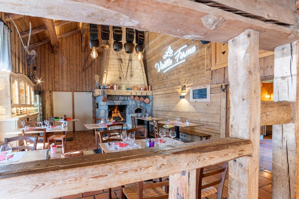 Restaurant/places to eat