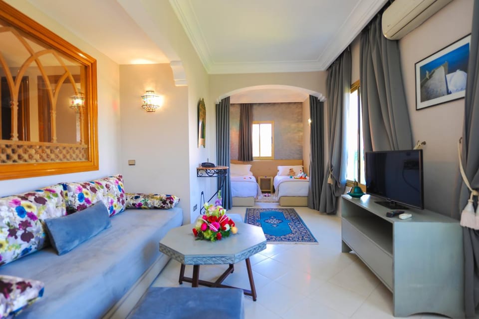 Living room, Other, Decorative detail, Bedroom