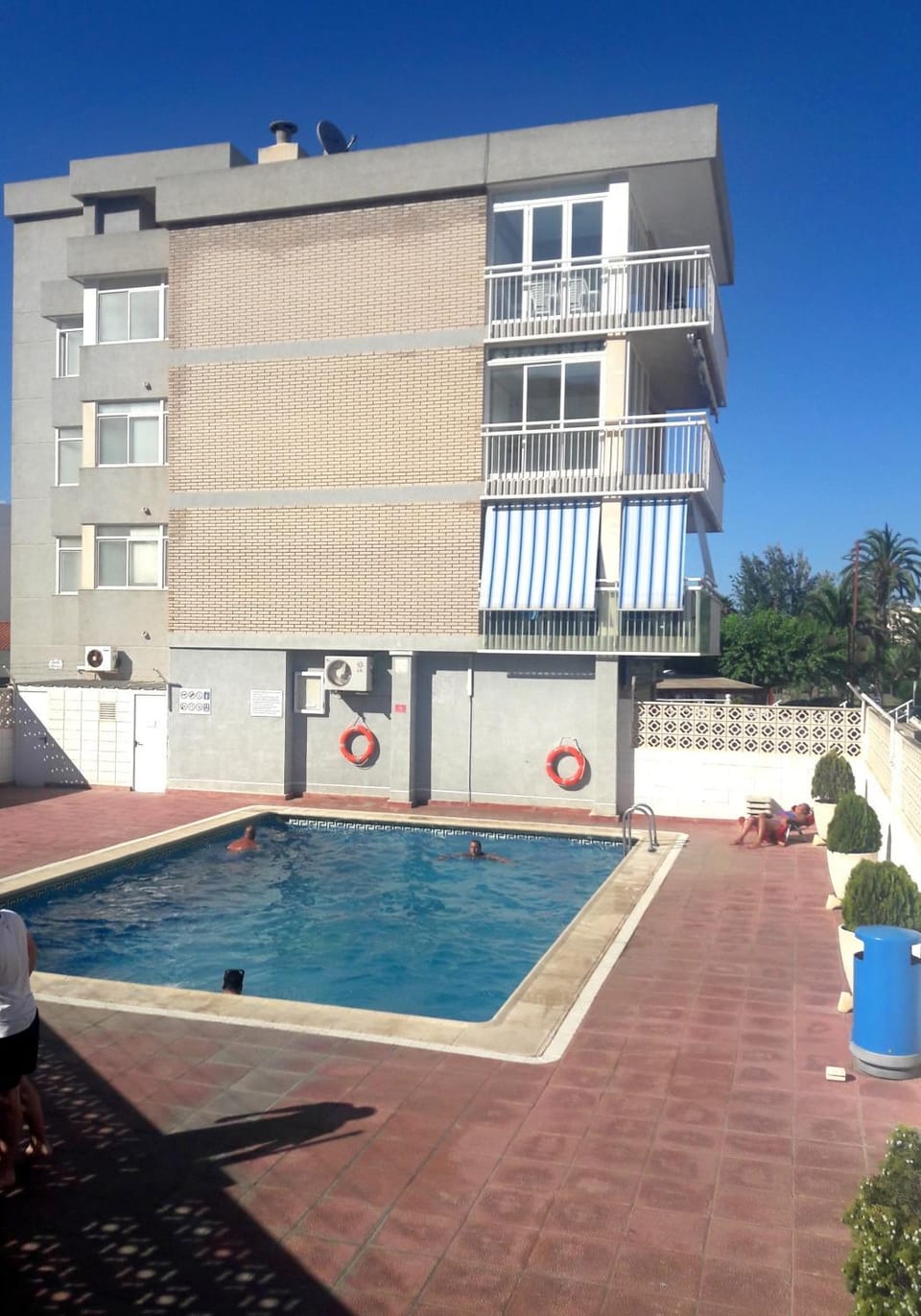 Swimming pool